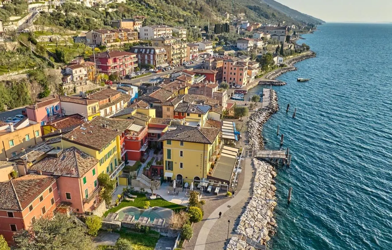 Lake Front Hotel Brenzone 4*, Brenzone sul Garda