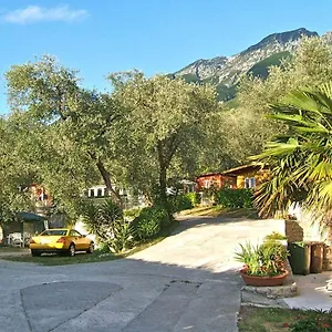 Aquacamp ** Brenzone sul Garda