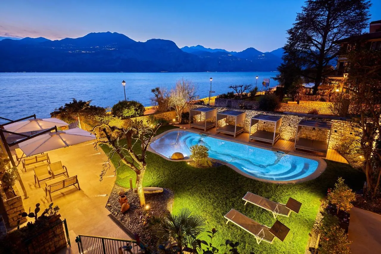 ****  Lake Front Hotel Brenzone Italie
